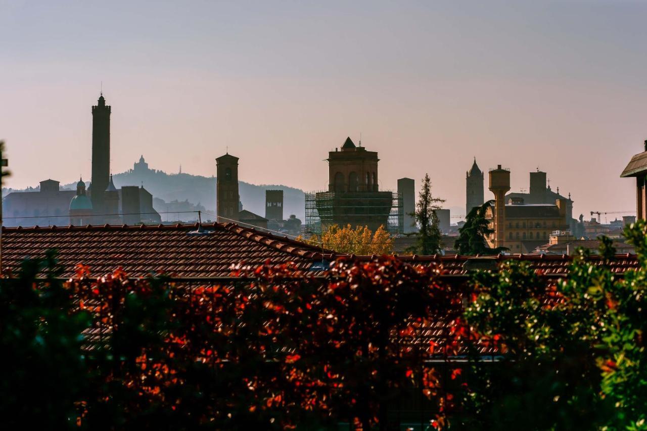Skyline 1/7 B&B โบโลญญา ภายนอก รูปภาพ