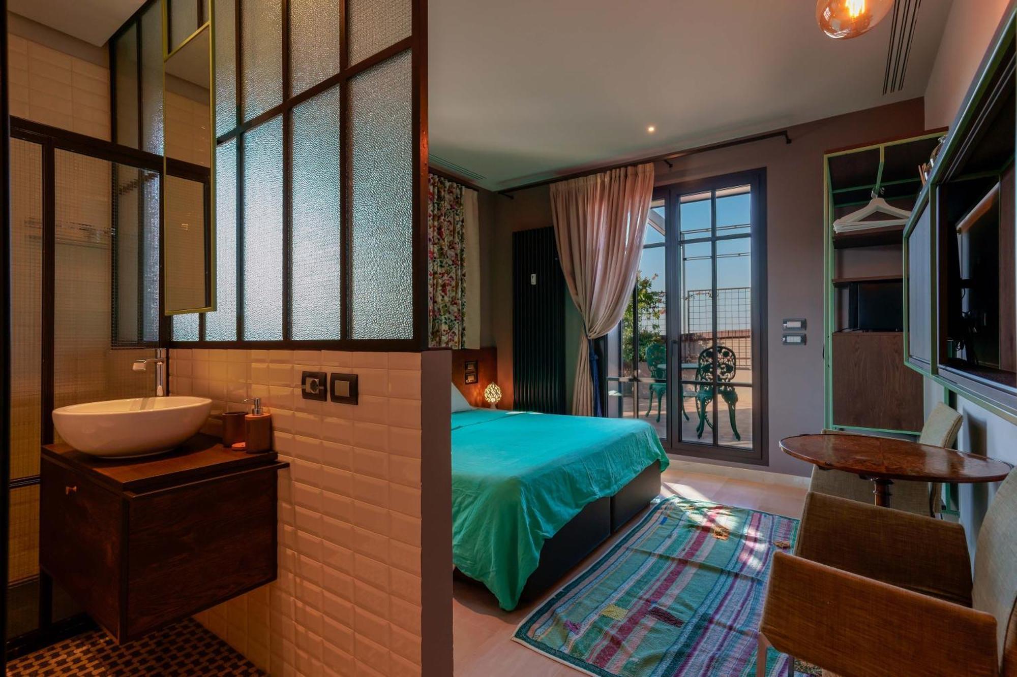 Skyline 1/7 B&B โบโลญญา ภายนอก รูปภาพ
